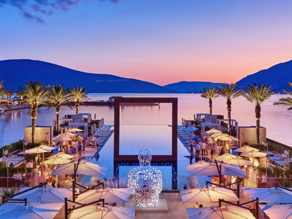 kinney-smith-prestige-living-montenegro-lustica-orascom-baltic-sea-luxury-property-marina-mountains-apartment-townhouse-villa-real-estate (11)