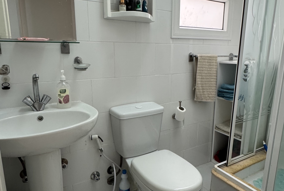 2 Bed Apartment in Oasis Resort