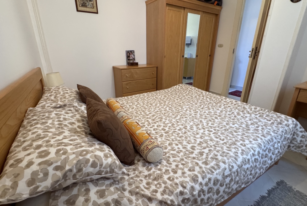 2 Bed Apartment in Oasis Resort