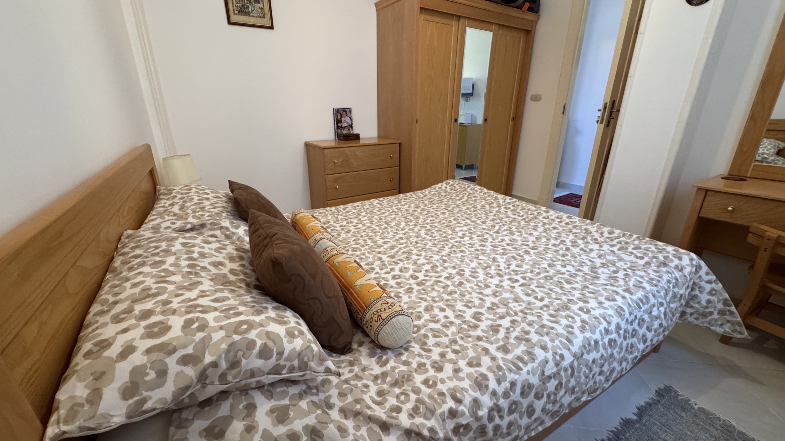 2 Bed Apartment in Oasis Resort