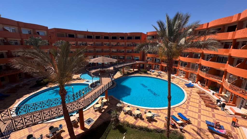 2 Bed Oasis Resort Hurghada Apartment for Sale | Pool & Sea View Property in Egypt 2 2 Bed Oasis Resort Hurghada