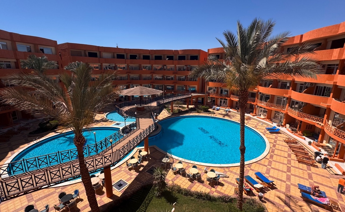 2 Bed Oasis Resort Hurghada